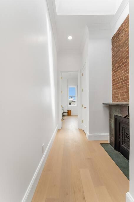 Modern Luxury 4Br Townhome With Top-Tier Amenities Jersey City Exterior photo